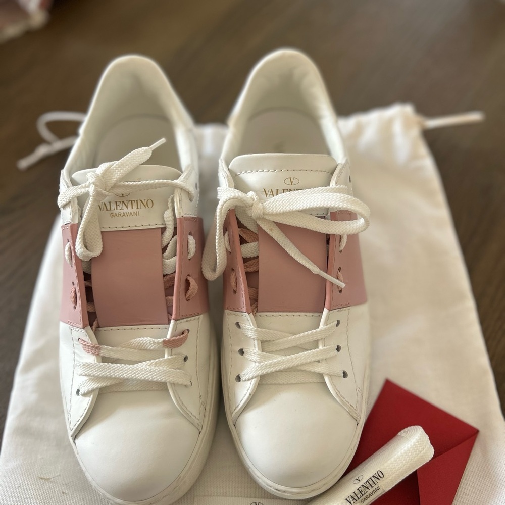 Valentino Women's White and Pink Sneakers